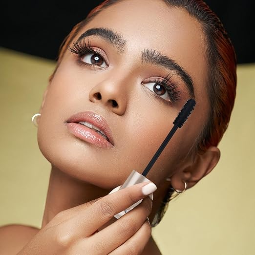 Volumizing and Curling Mascara – Long-lasting, Nourishing, and Strengthening